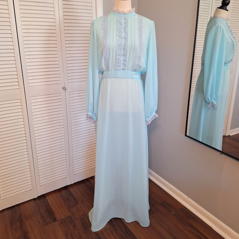 Rare Vtg Union Made ILGWU Elegant Night Gown Sz 14 *C6